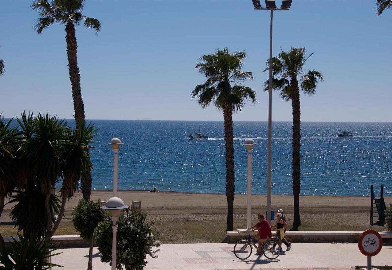 Beach Panorama Caleta Caleta De Velez Luaran gambar